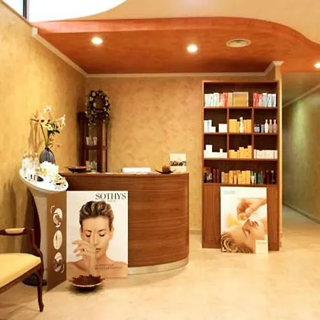 Corallo Hotel 3*