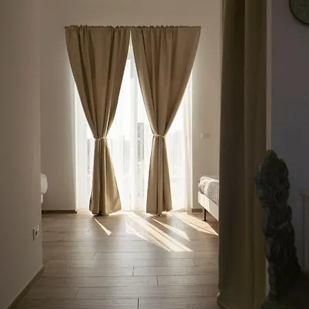 Corallo Noci